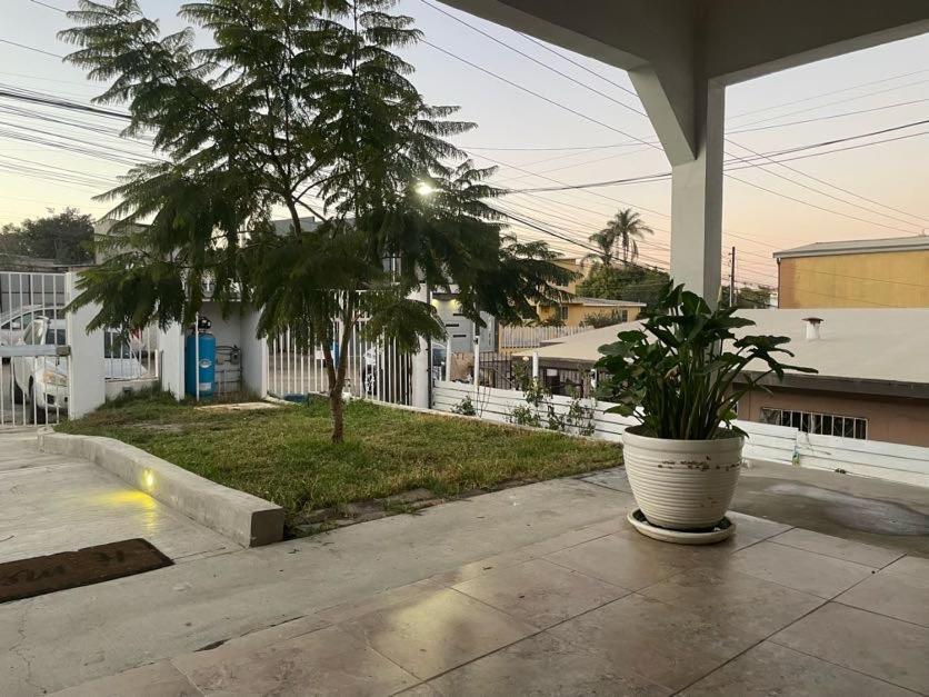 Habitaciones En Casa Casiopea Tijuana Exterior foto